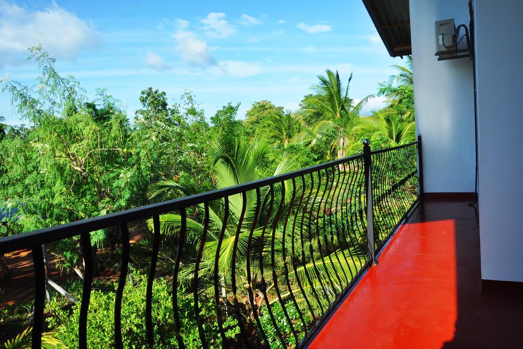 Hotel Coconut Garden House Udawalawe Zewnętrze zdjęcie