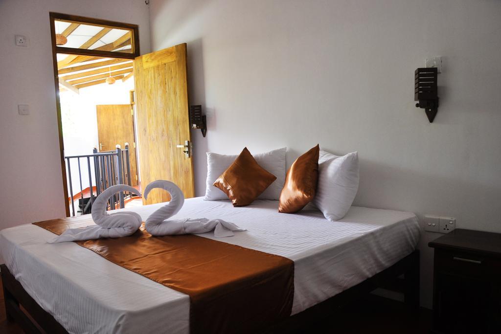 Hotel Coconut Garden House Udawalawe Zewnętrze zdjęcie