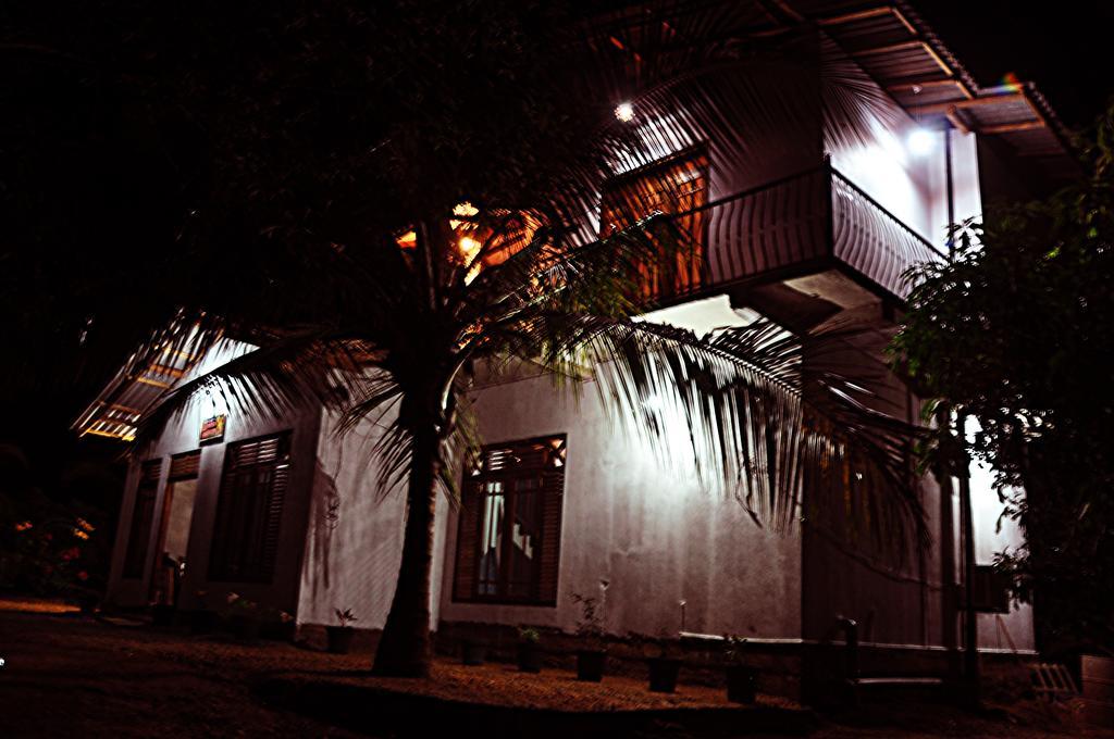 Hotel Coconut Garden House Udawalawe Zewnętrze zdjęcie